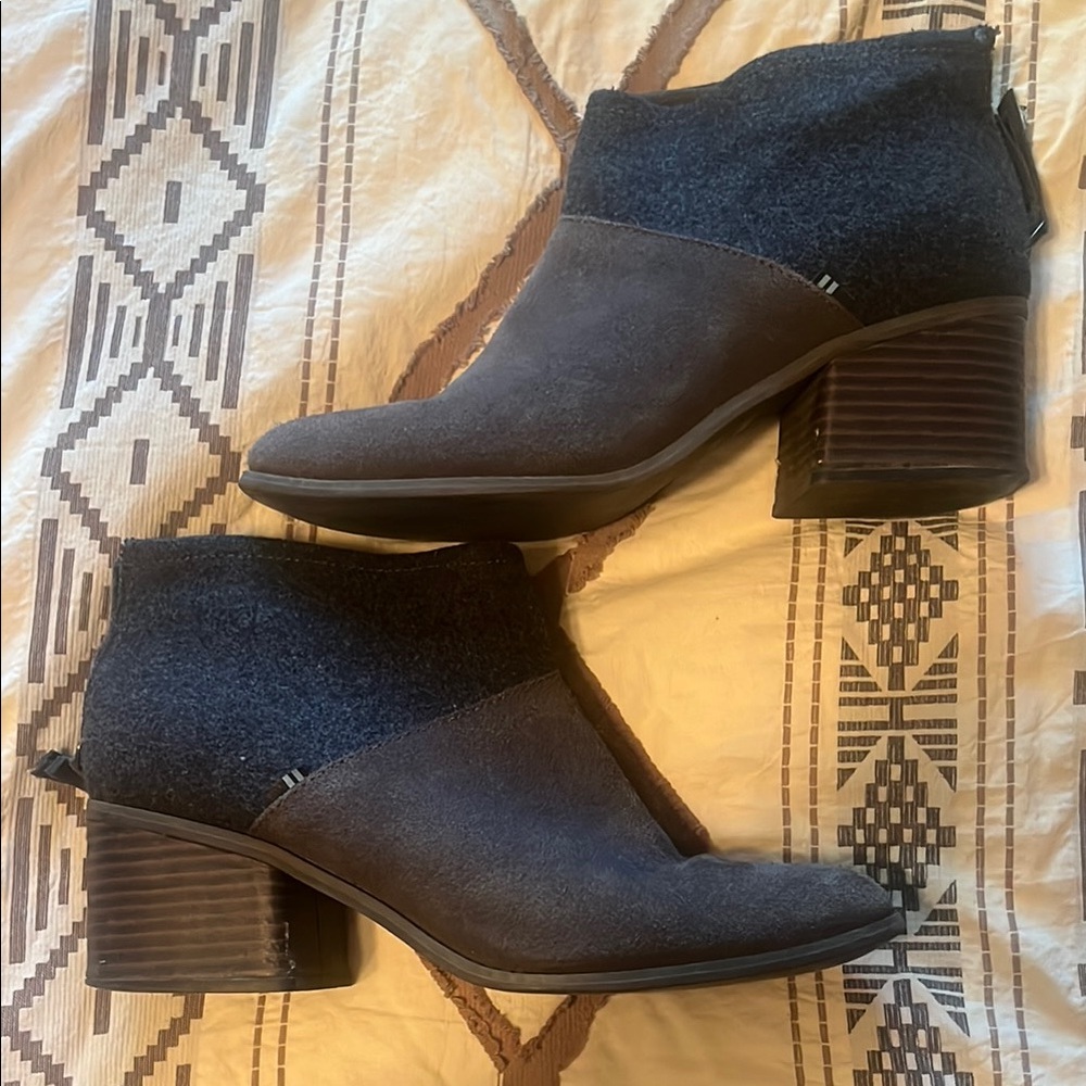 Tom’s Women's Ankle Boots - Black and Gray